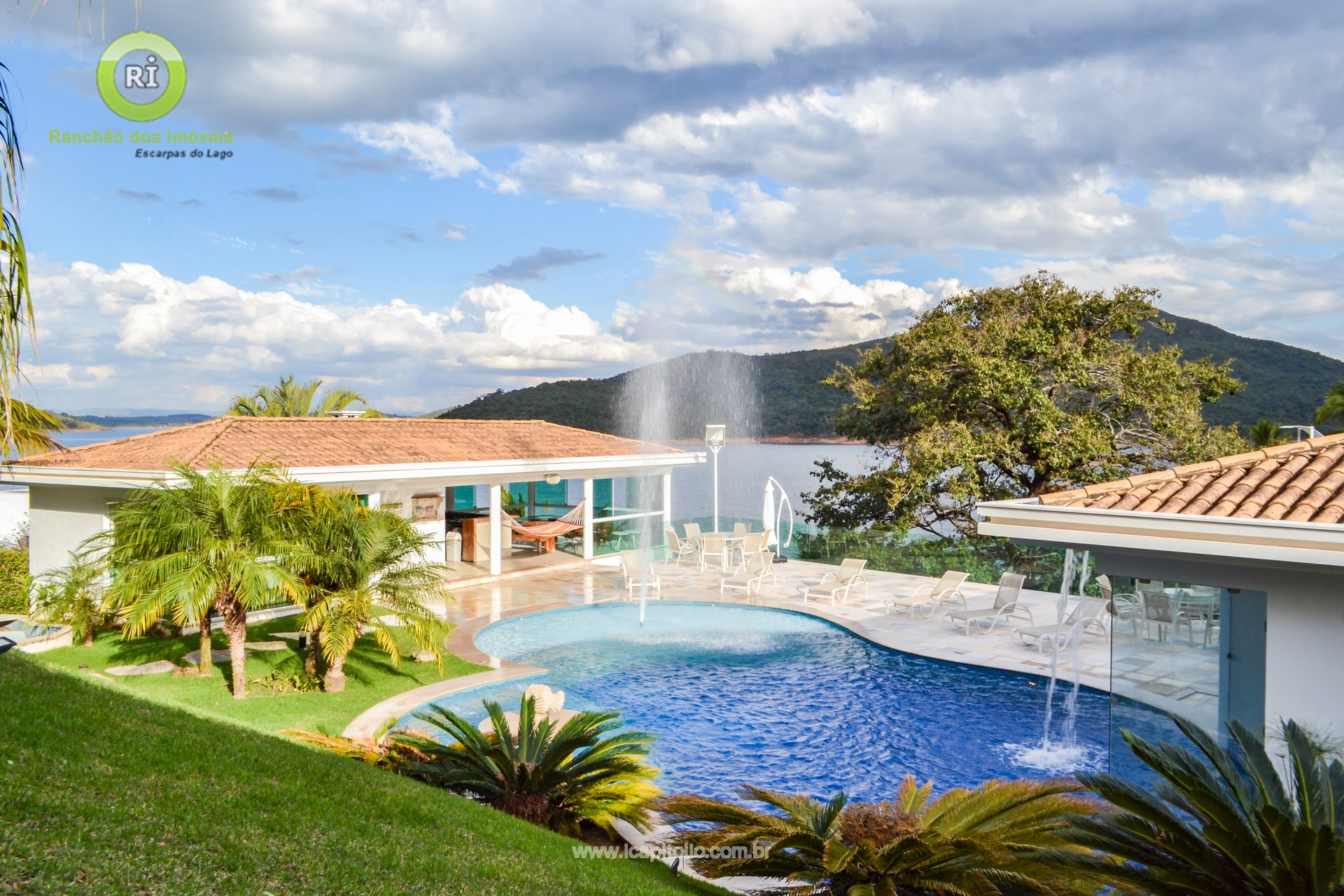 Marina House for Sale in Escarpas do Lago - Foto 17