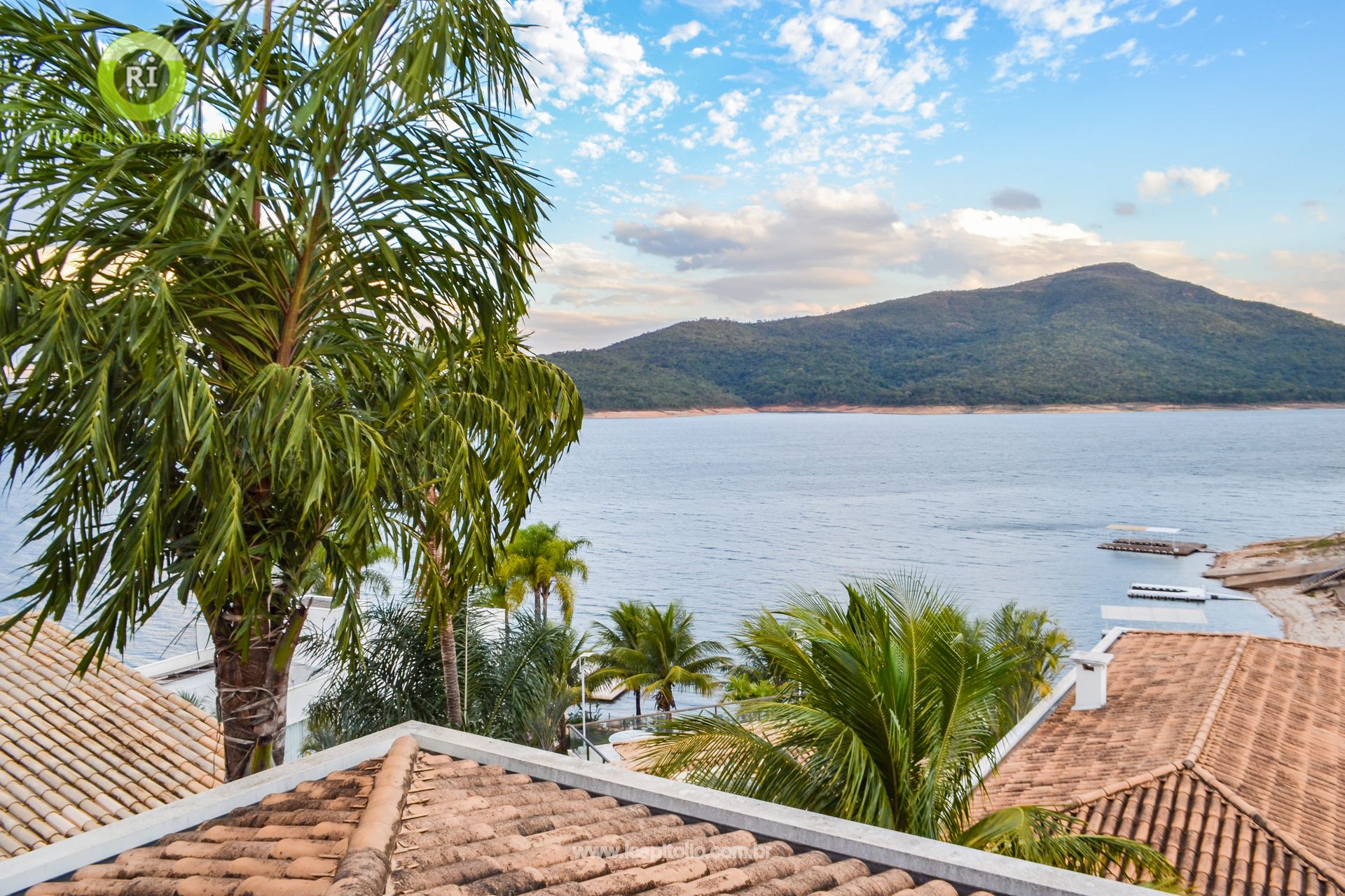 Marina House for Sale in Escarpas do Lago - Foto 48