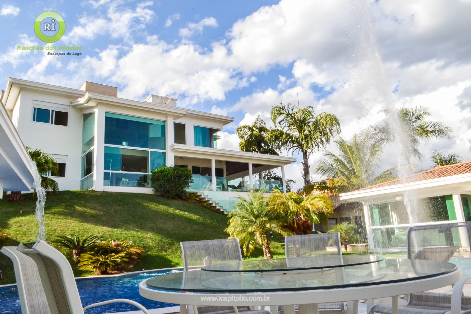 Marina House for Sale in Escarpas do Lago - Foto 6
