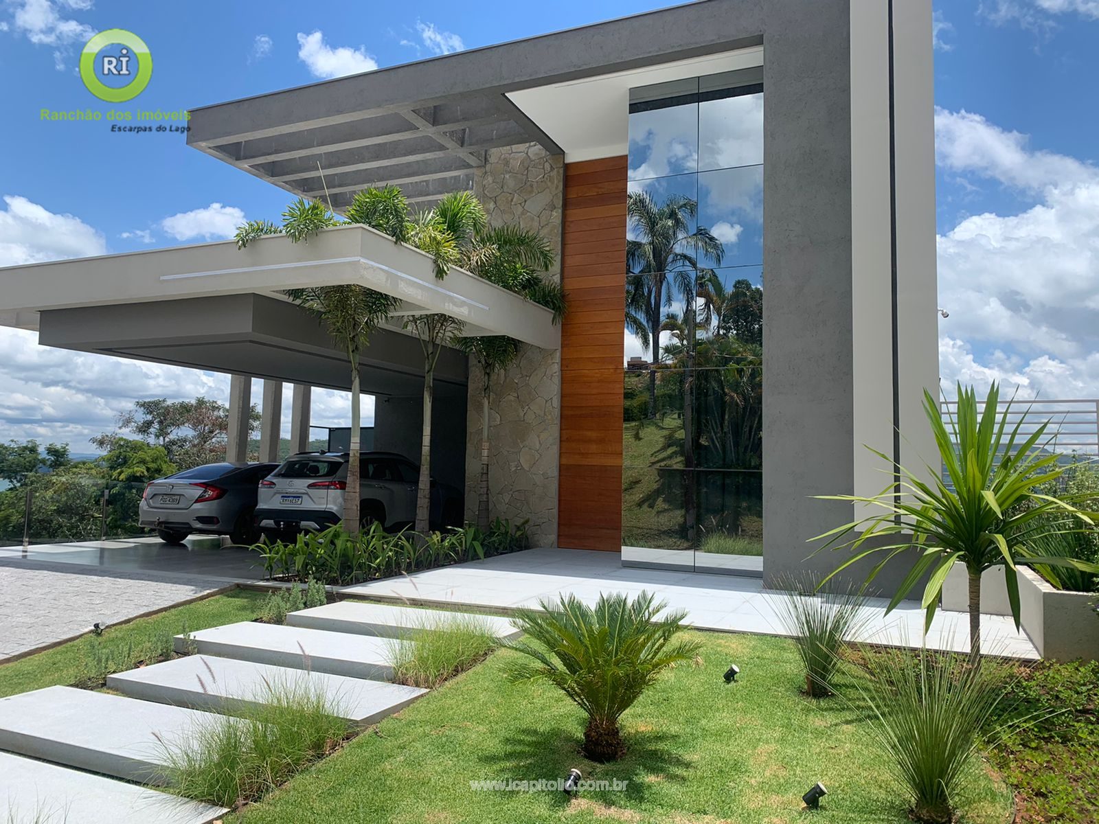 House for Sale in Escarpas do Lago