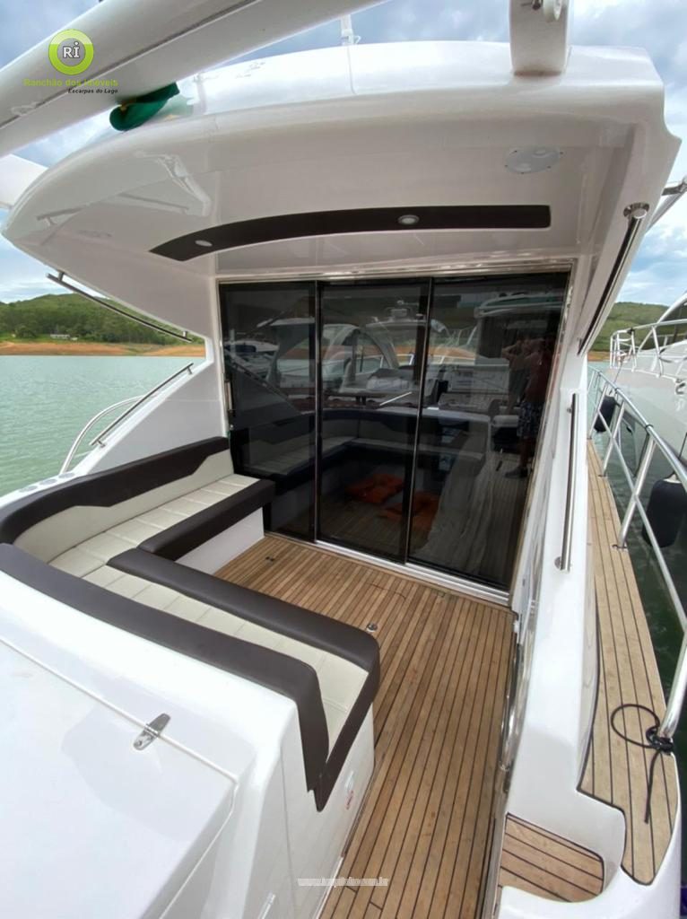 Boat for Rent in Escarpas do Lago - Foto 12