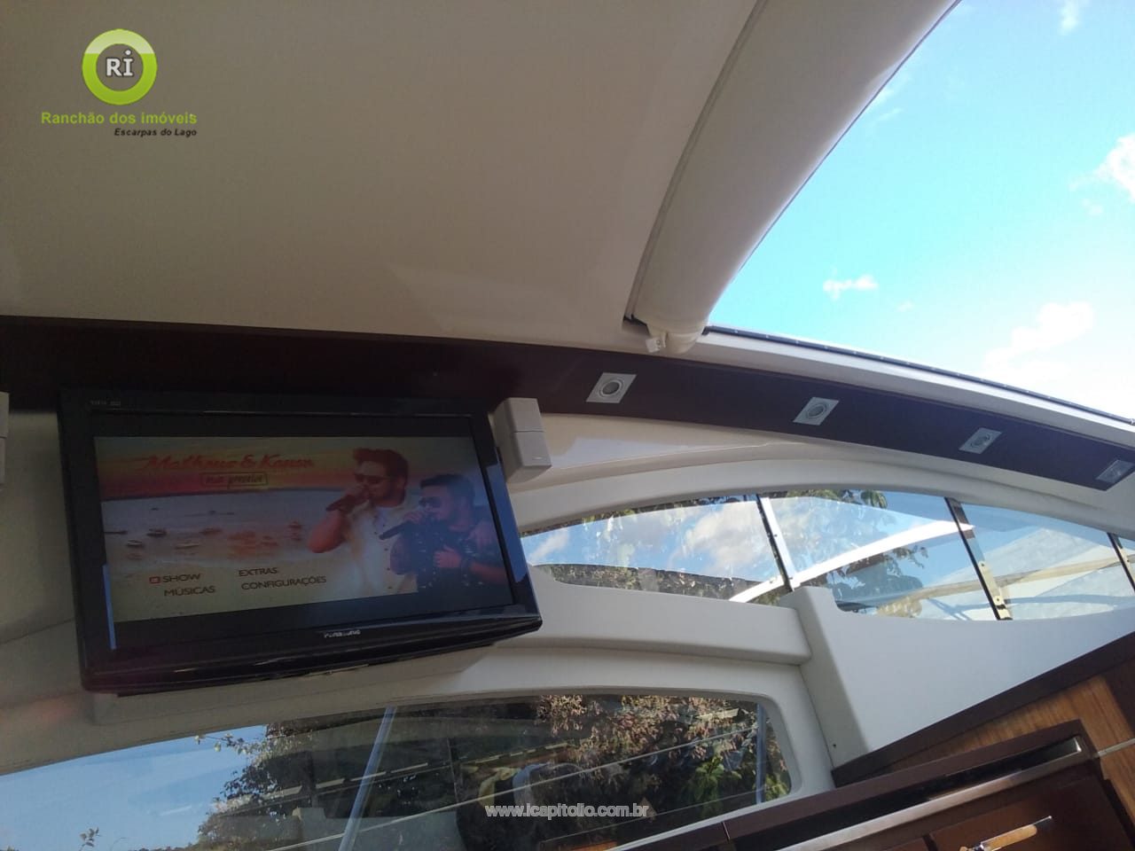 Luxury Yacht for Rent in Escarpas do Lago - Foto 14
