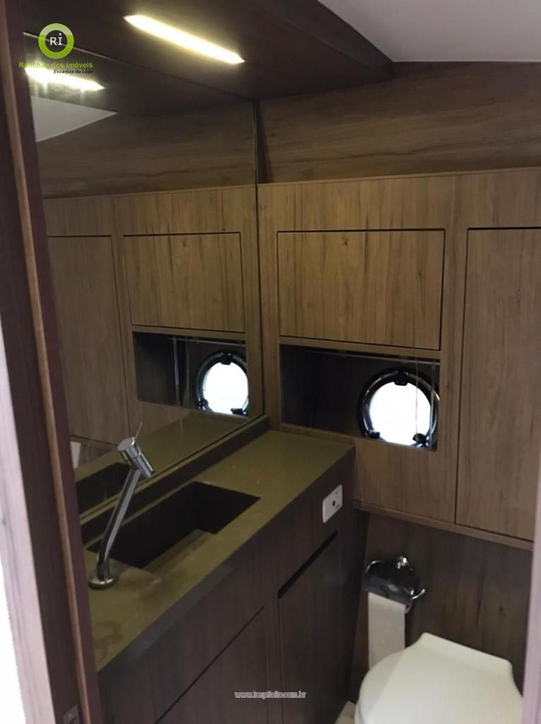 Boat for Rent in Escarpas do Lago - Foto 14