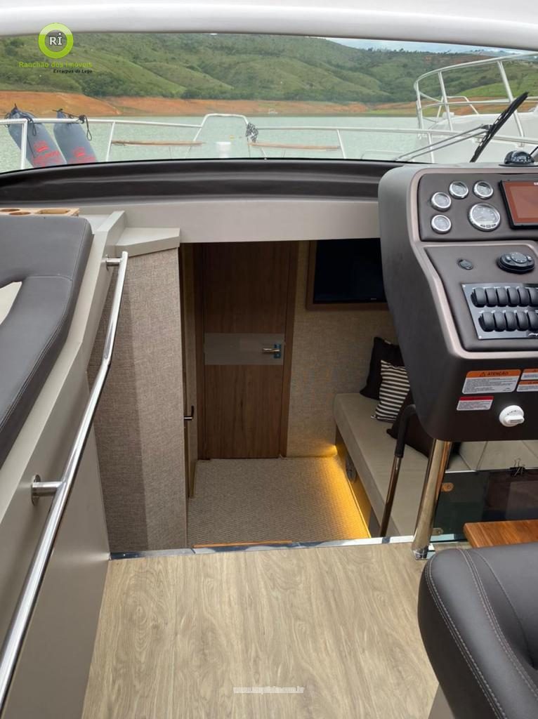 Boat for Rent in Escarpas do Lago - Foto 15