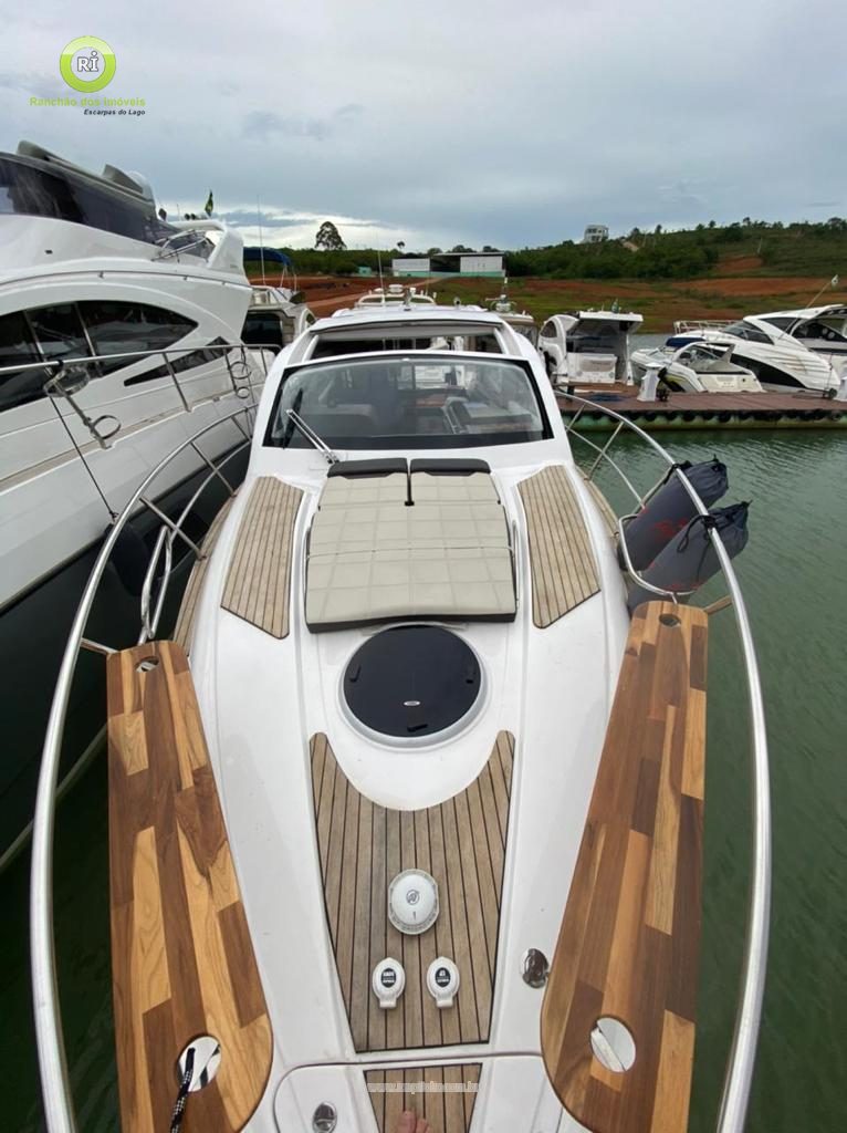Boat for Rent in Escarpas do Lago - Foto principal
