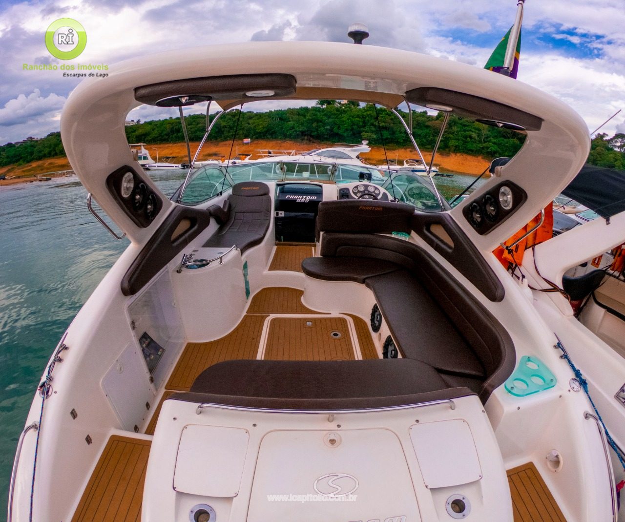 Speedboat for Rent in Escarpas do Lago - Foto 3