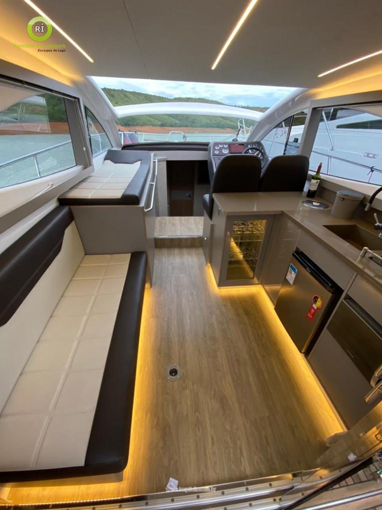 Boat for Rent in Escarpas do Lago - Foto 6