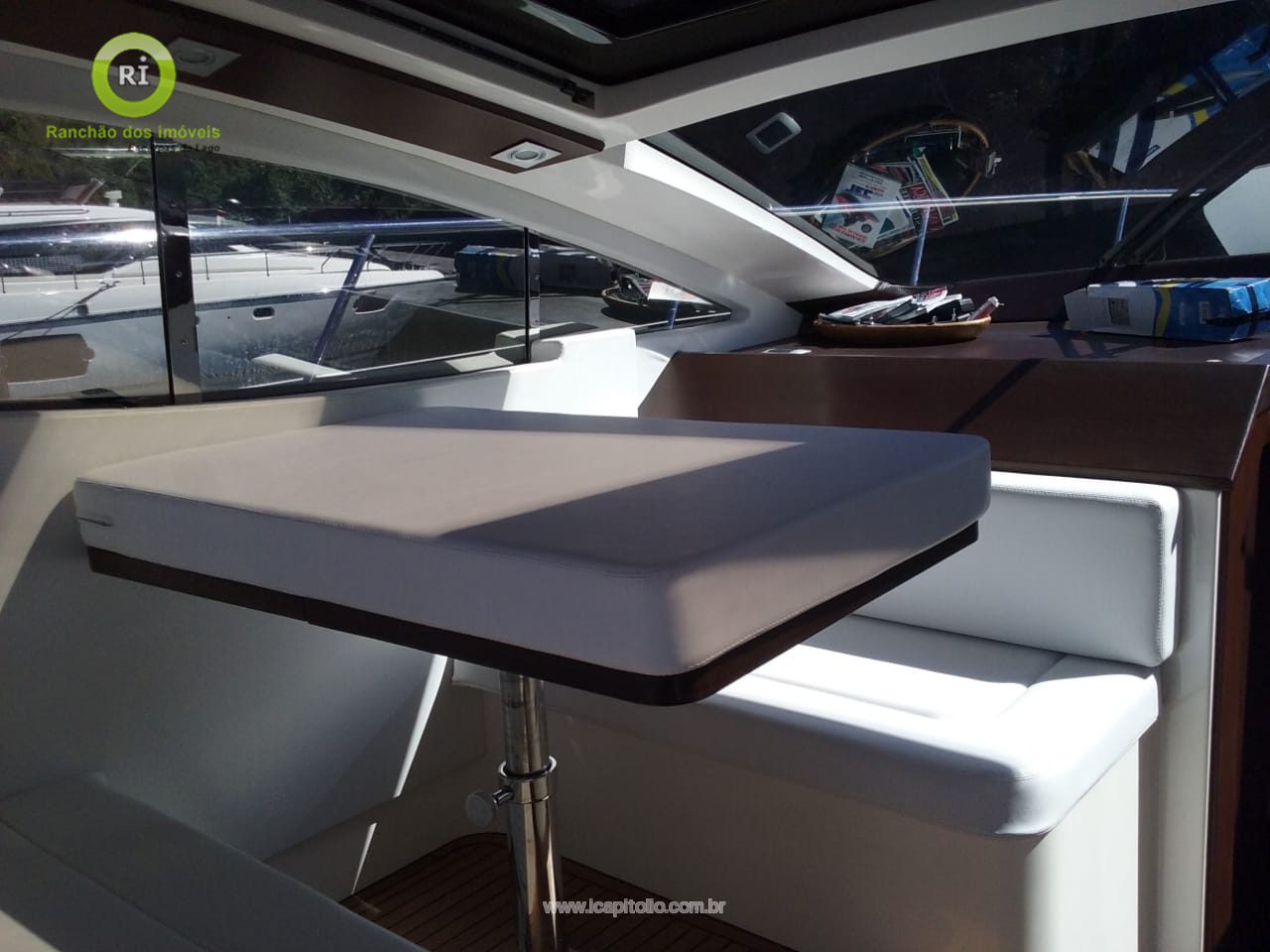 Luxury Yacht for Rent in Escarpas do Lago - Foto 7