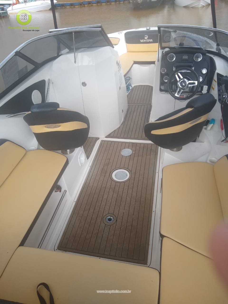 Lancha para Alugar em Escarpas do Lago - Ventura 25 pés - Foto 3