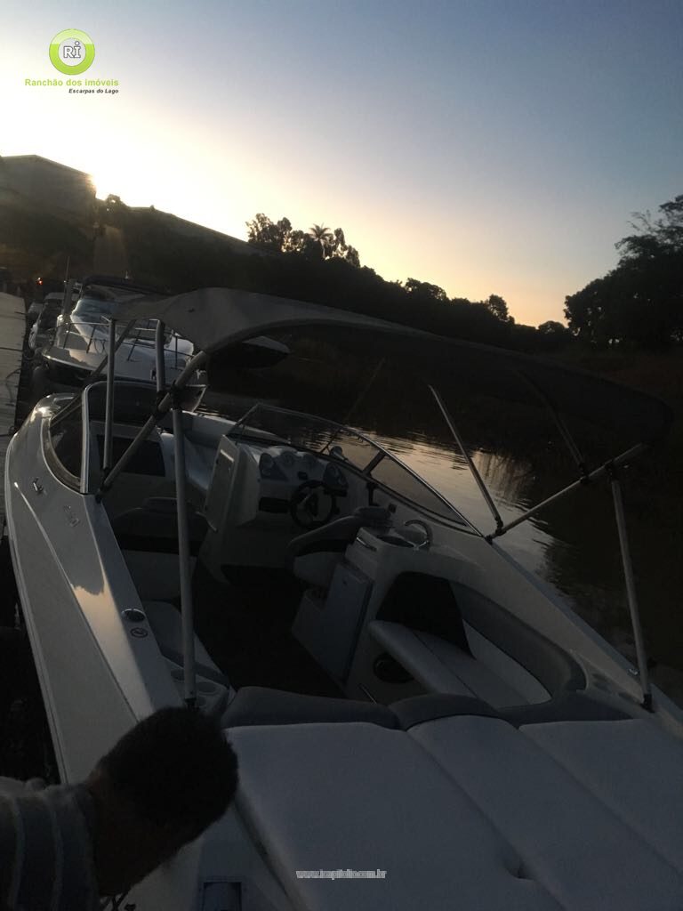 Lancha para Alugar em Escarpas do Lago - Ventura 25 pés - Foto 4